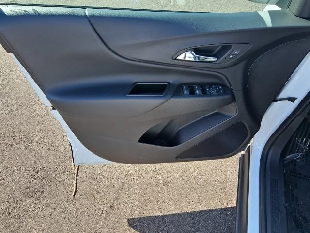 Used 2023 White Chevrolet LT image 17