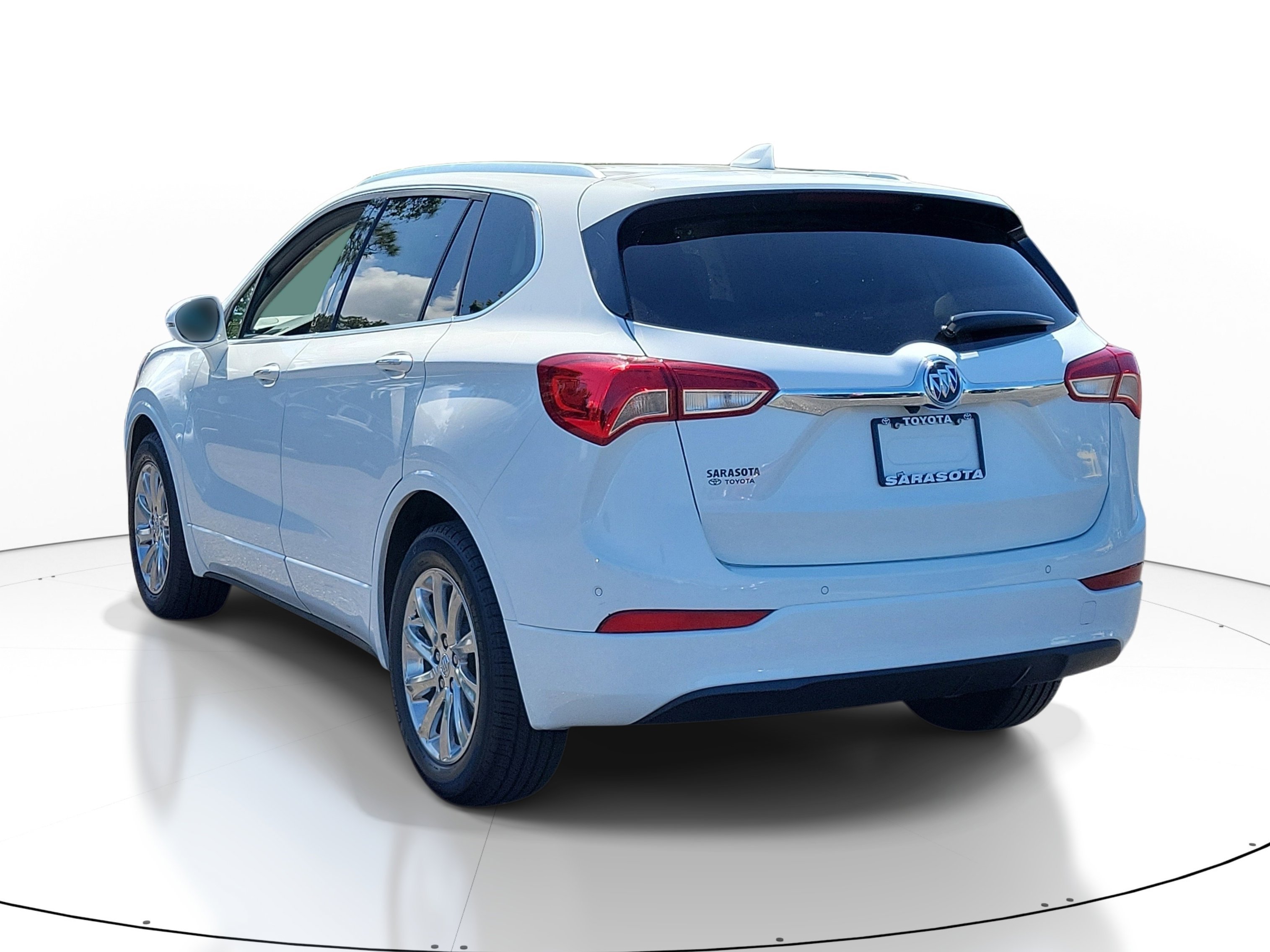 Used 2019 Summit White Buick Essence image 3