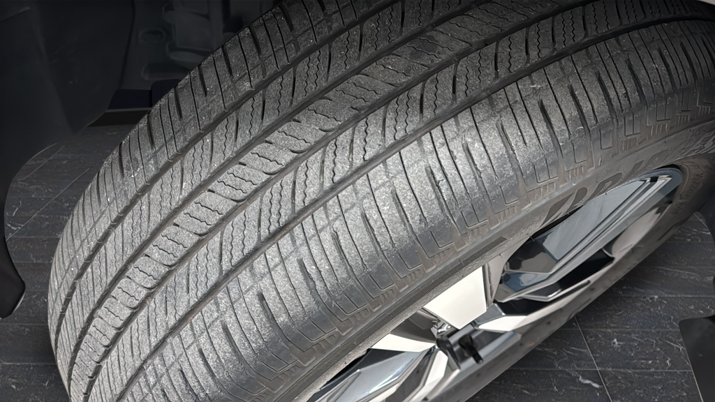 Used 2023 Super Black Nissan Platinum image 37