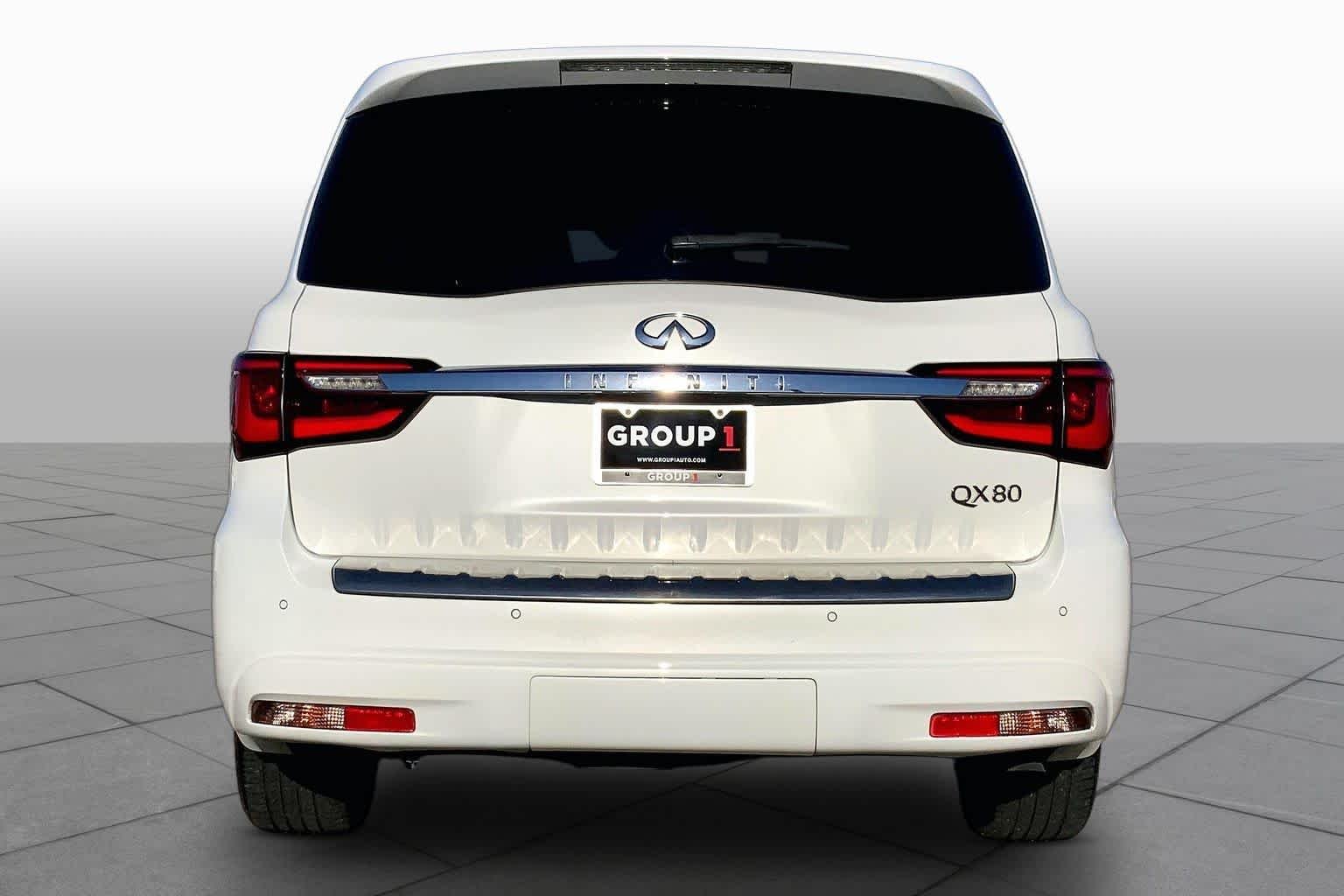 Pre-Owned 2018 INFINITI QX80
