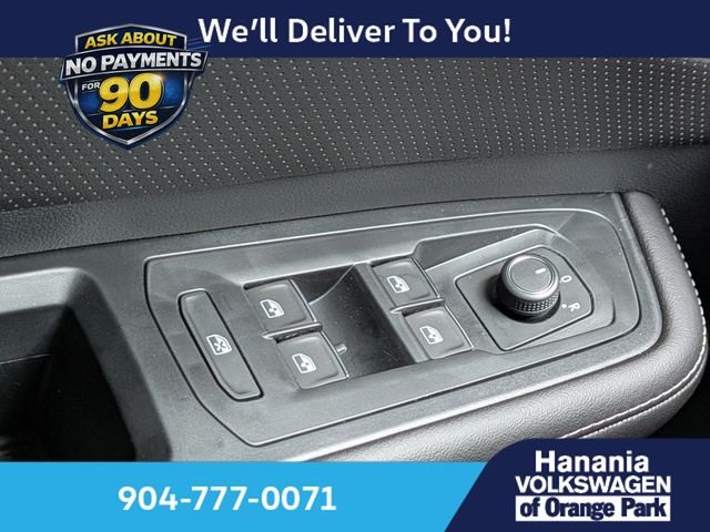 New 2026 Silver Volkswagen 2.0T SE w/Technology image 27