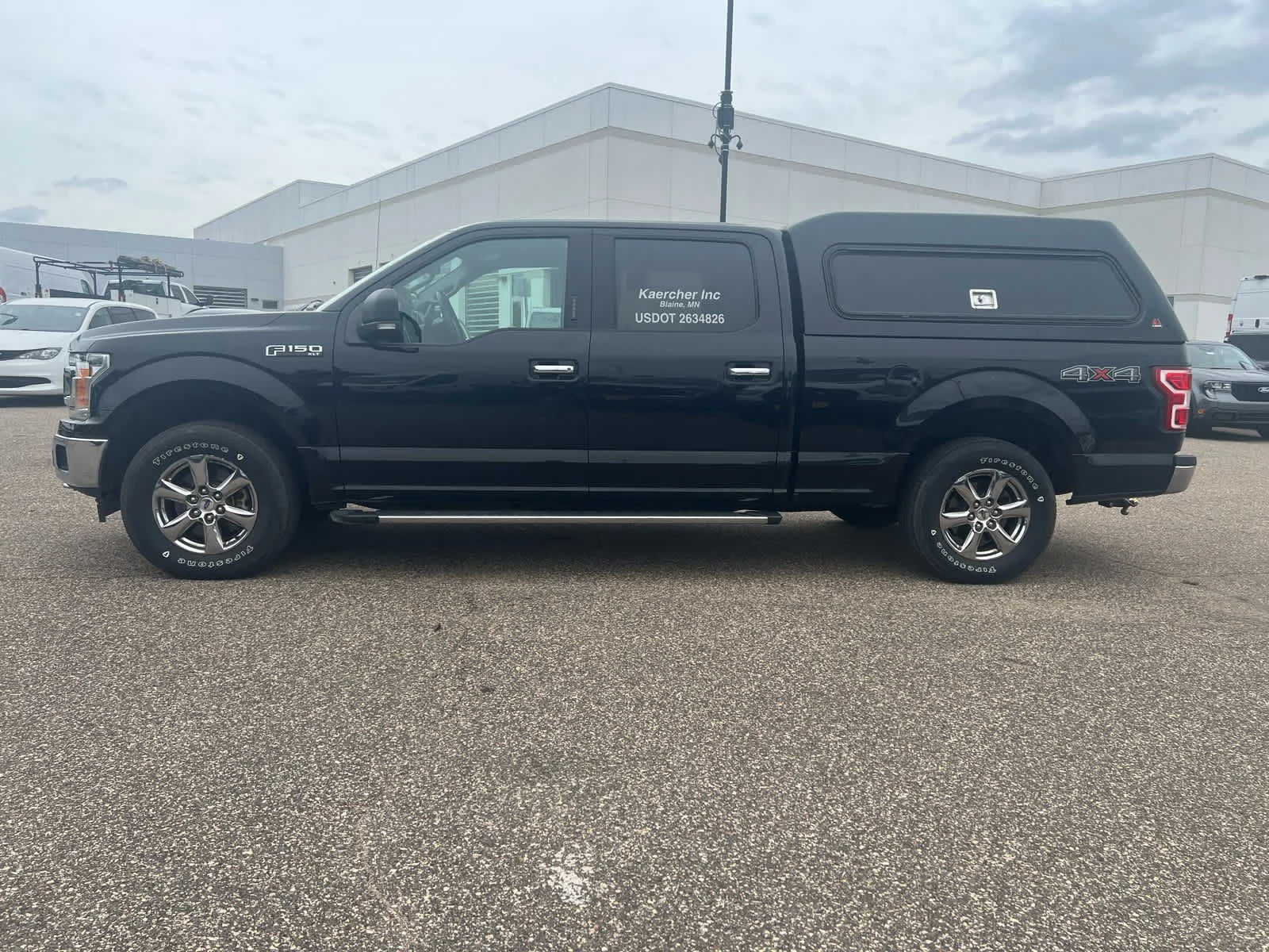 Used 2020 Agate Black Metallic Ford XLT image 4