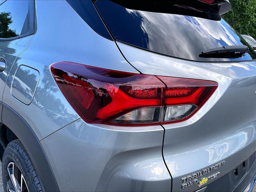 Used 2023 Sterling Gray Metallic Chevrolet ACTIV image 31