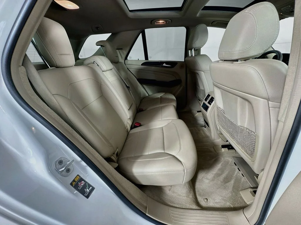 Used 2015 White Mercedes-Benz ML 350 image 35