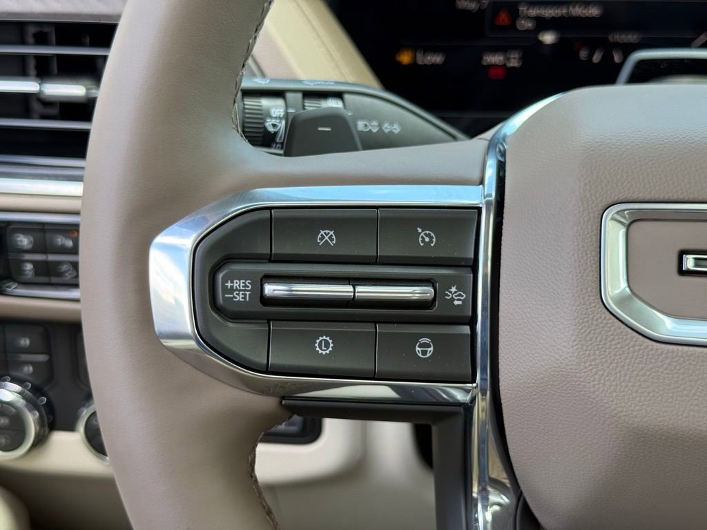2026 GMC Yukon XL Denali - Photo 25