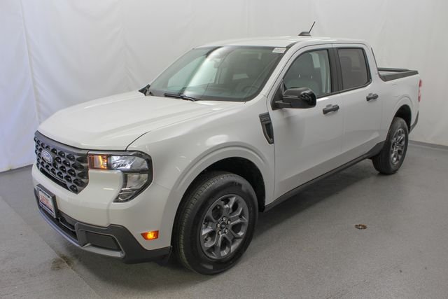 New 2026 Oxford White Ford XLT image 5