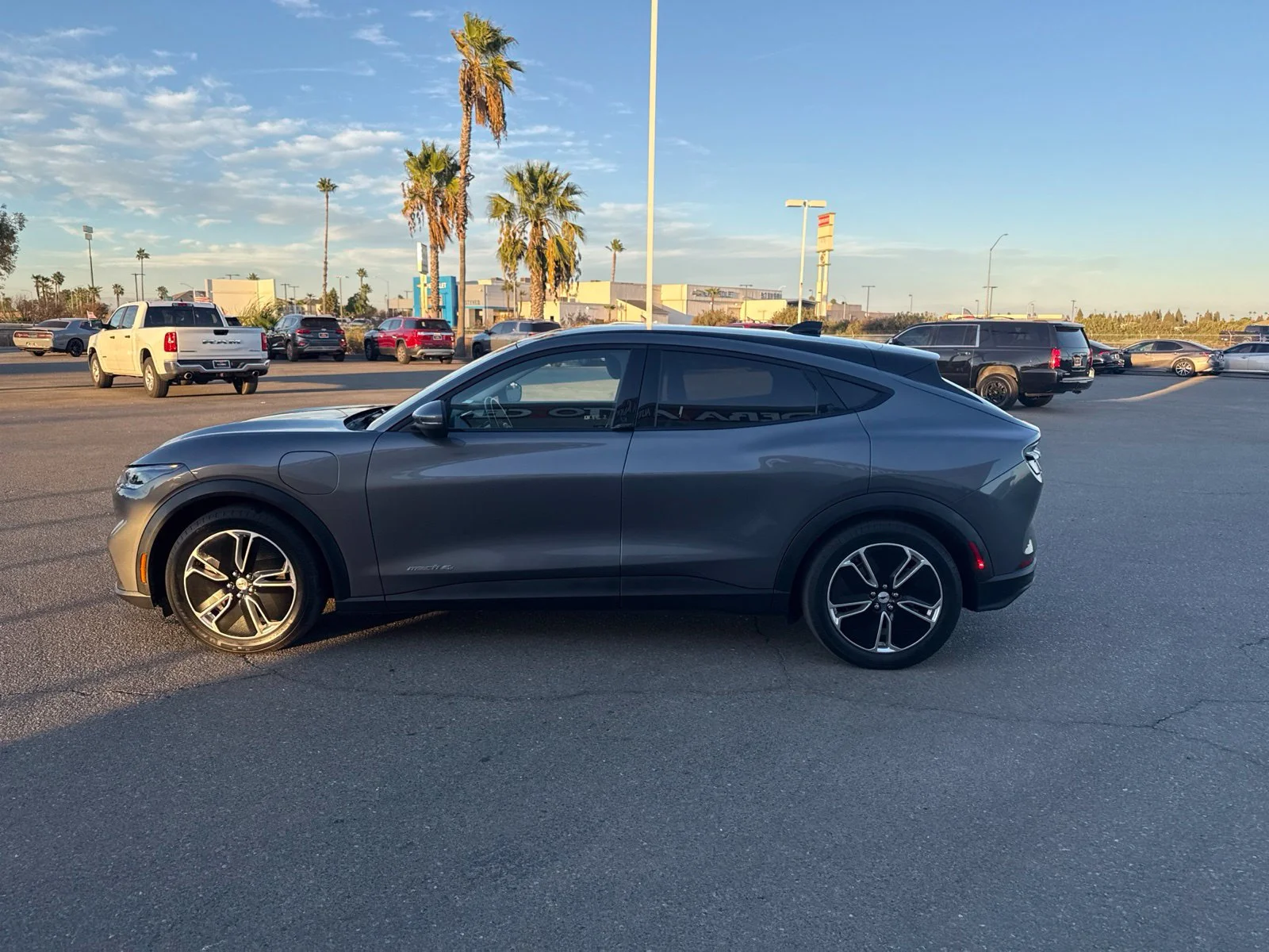 Used 2021 Gray Ford Select image 8