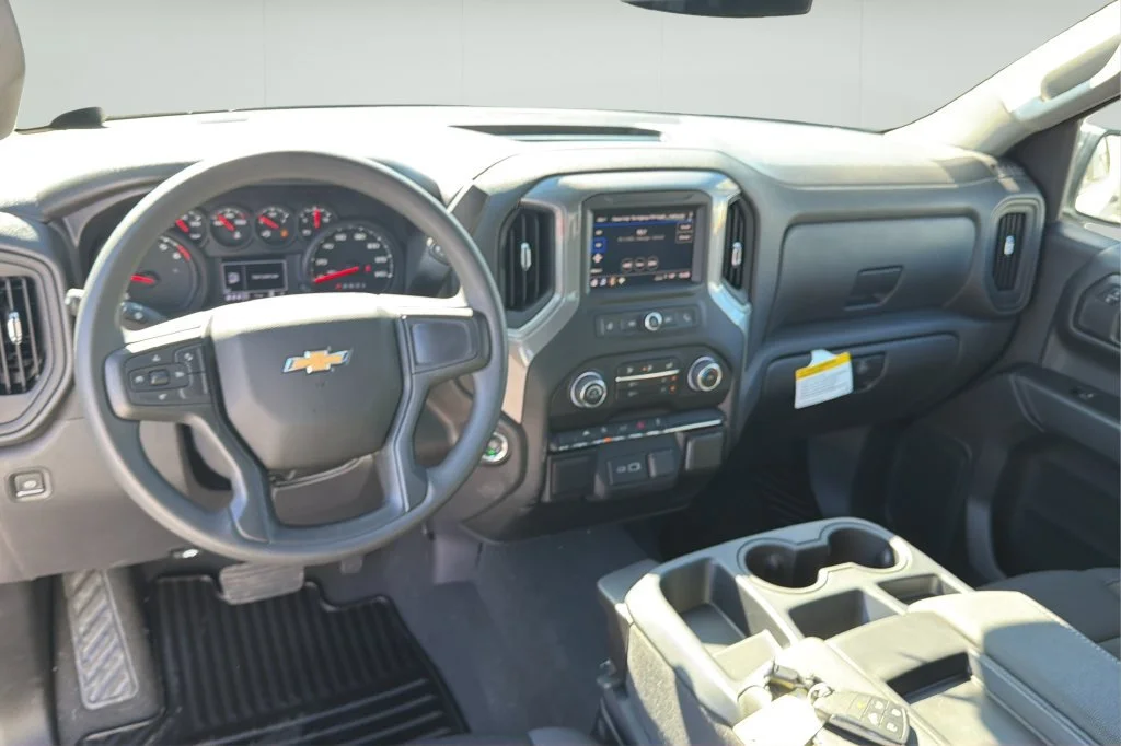 New 2026 Summit White Chevrolet Custom image 21