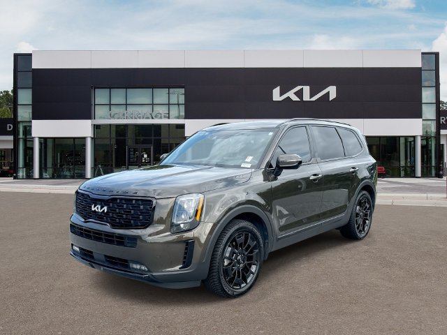 Used 2022 Green Kia SX image 4