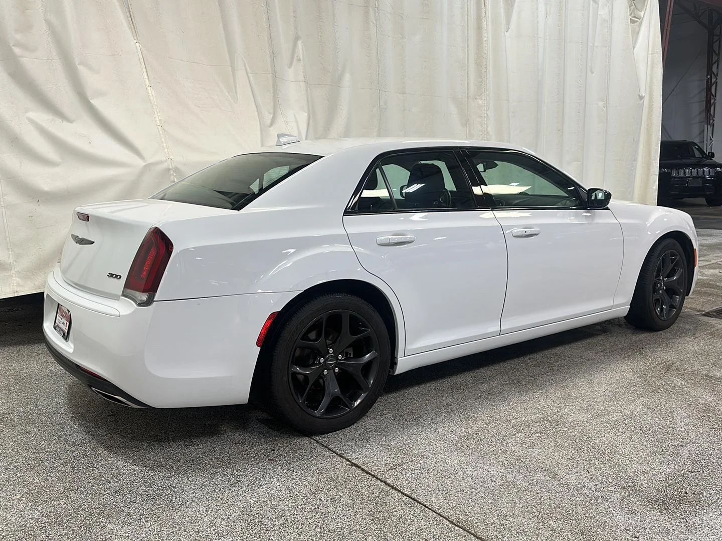 Used 2021 Bright White Clearcoat Chrysler Touring image 5