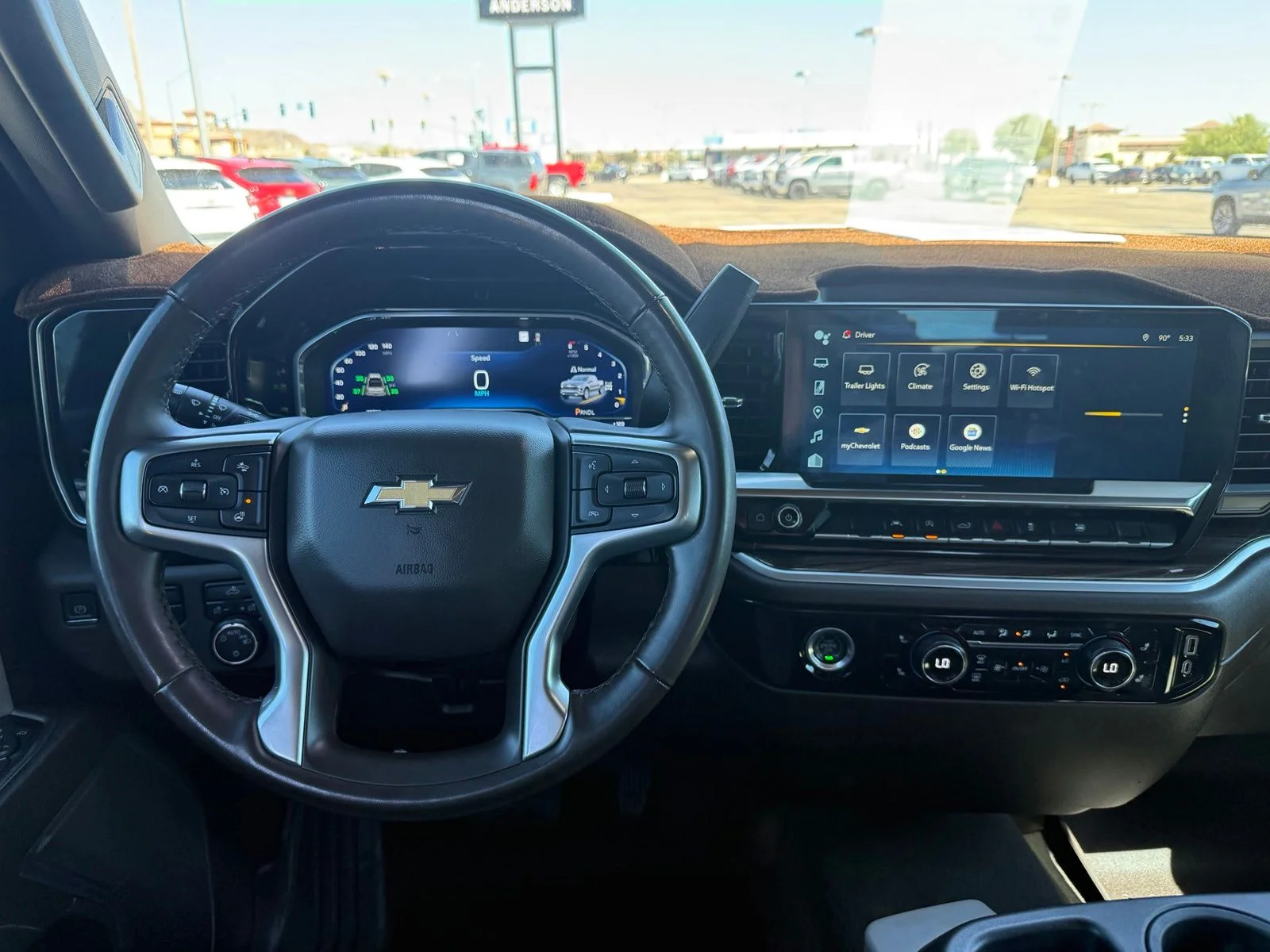 2023 Chevrolet Silverado 1500 LT - Photo 17