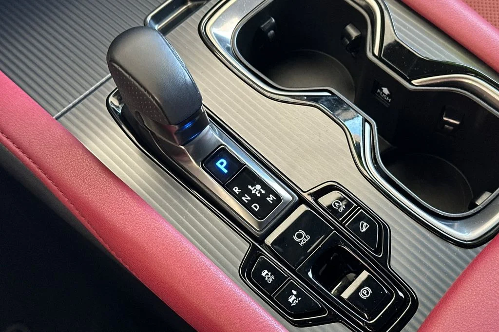 Used 2024 White Lexus 350 F Sport Handling image 25