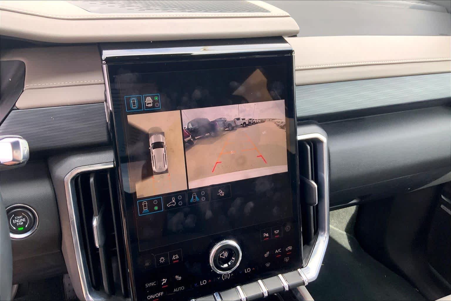 Used 2026 Summit White GMC AWD Elevation image 27