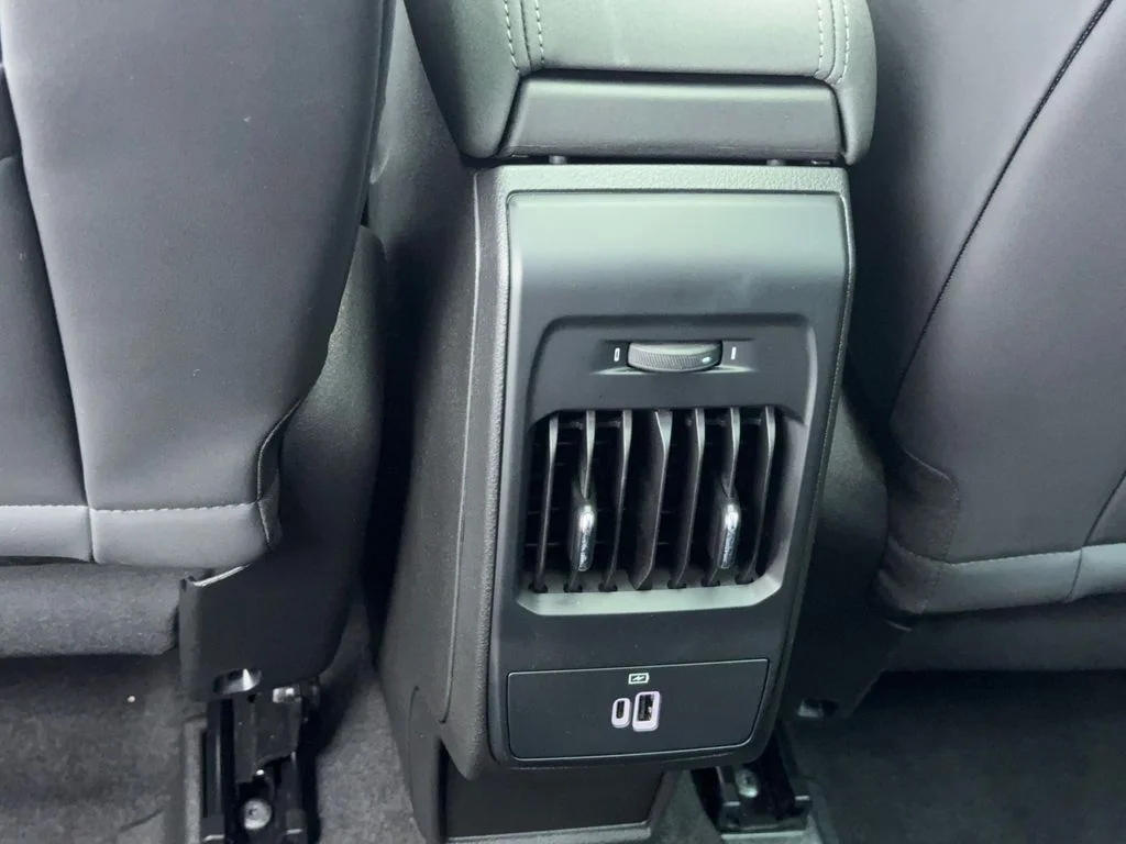 Used 2024 Silver Alfa Romeo Ti image 38