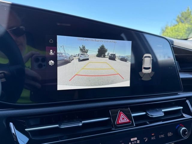 New 2026 Snow White Pearl Kia EX image 27