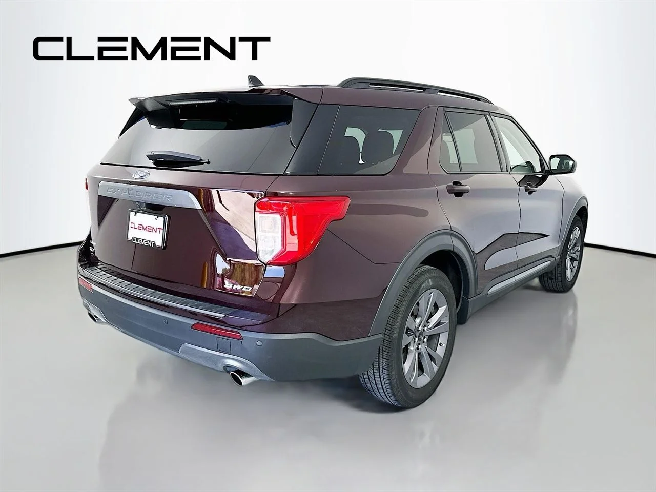 Certified Used 2022 Red Metallic Ford XLT image 7