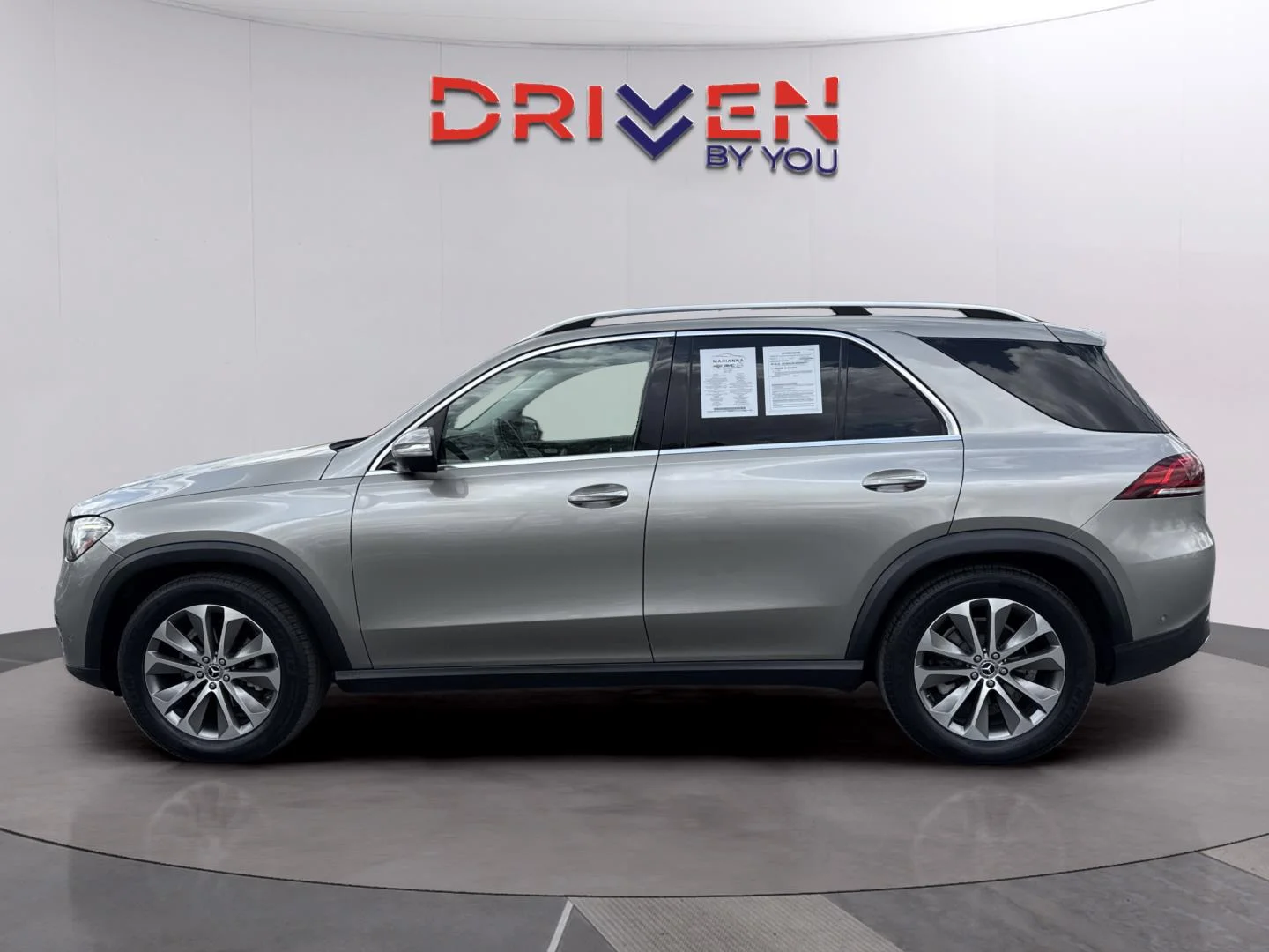 Used 2020 Iridium Silver Metallic Mercedes-Benz GLE 350 image 2