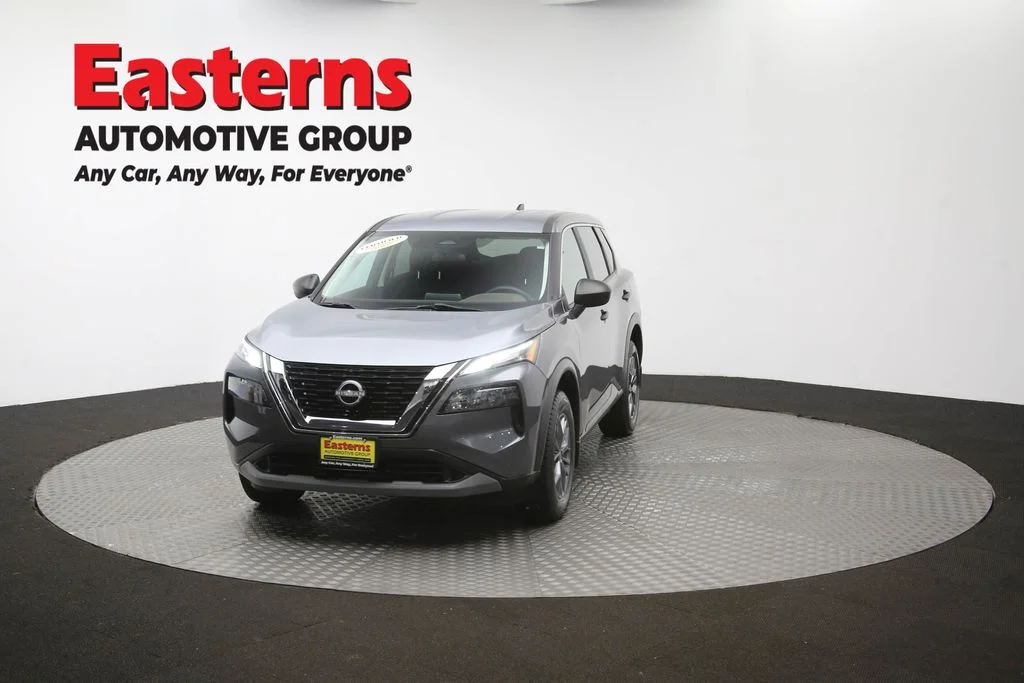 Used 2023 Gray Nissan S image 53