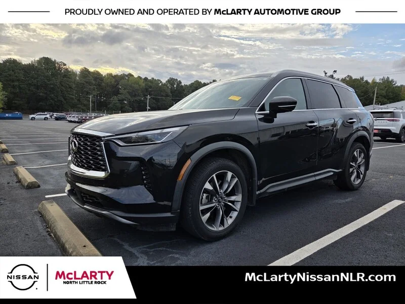 Used 2022 Mineral INFINITI LUXE image 1