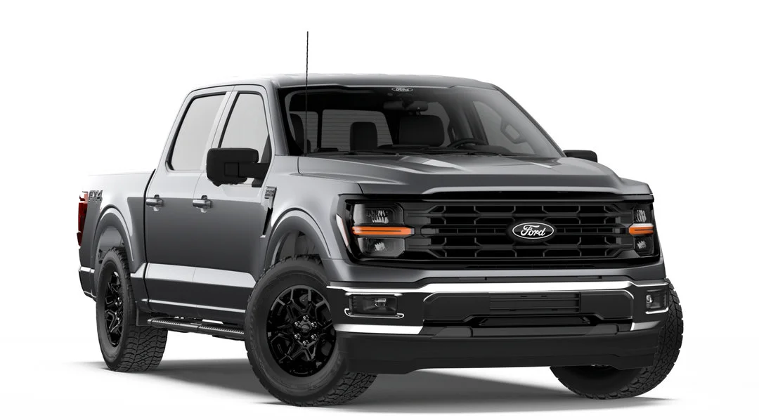 New 2026 CARBONIZED GREY METALLIC Ford XLT image 4