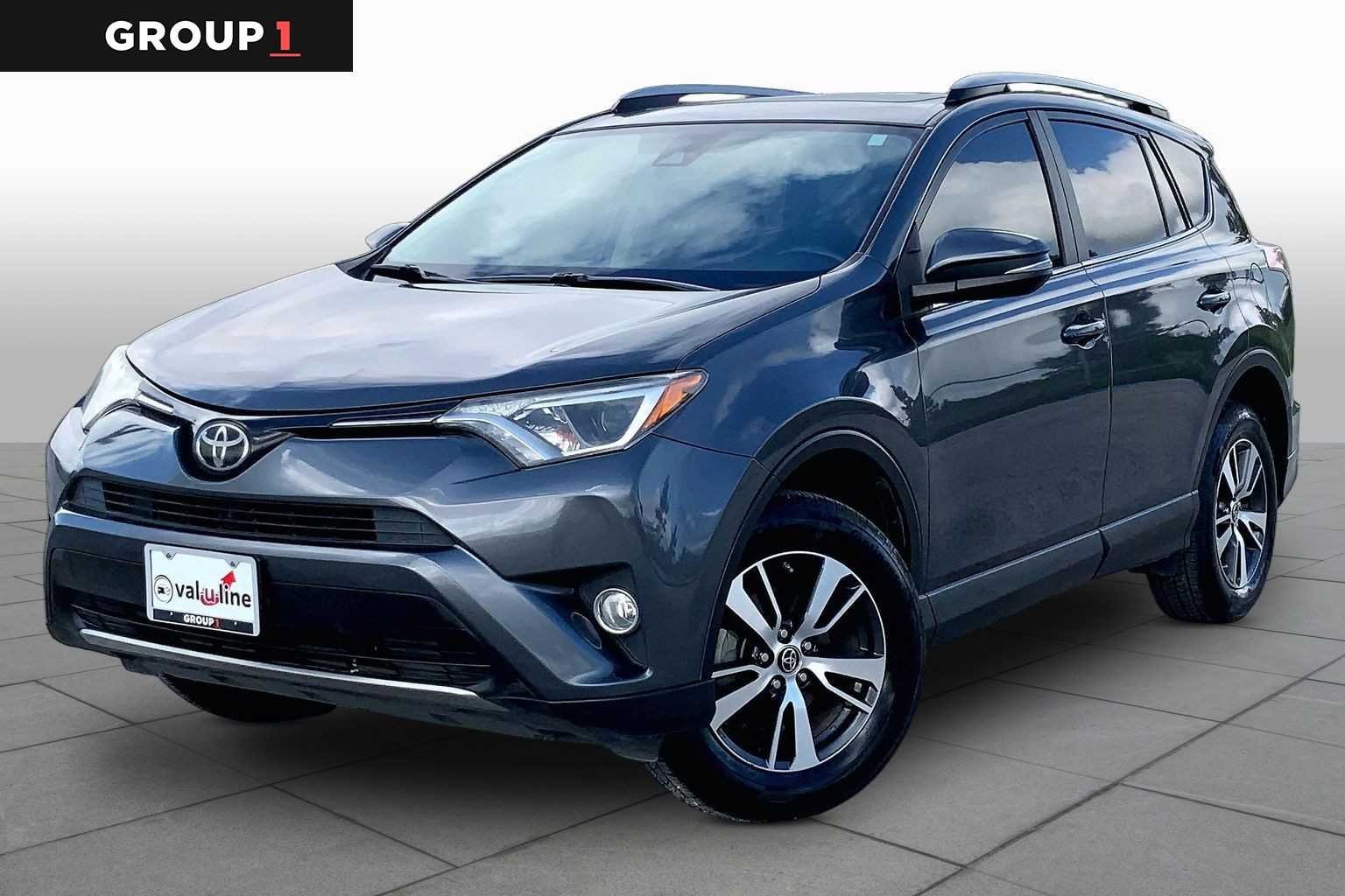 2017 Toyota RAV4 XLE