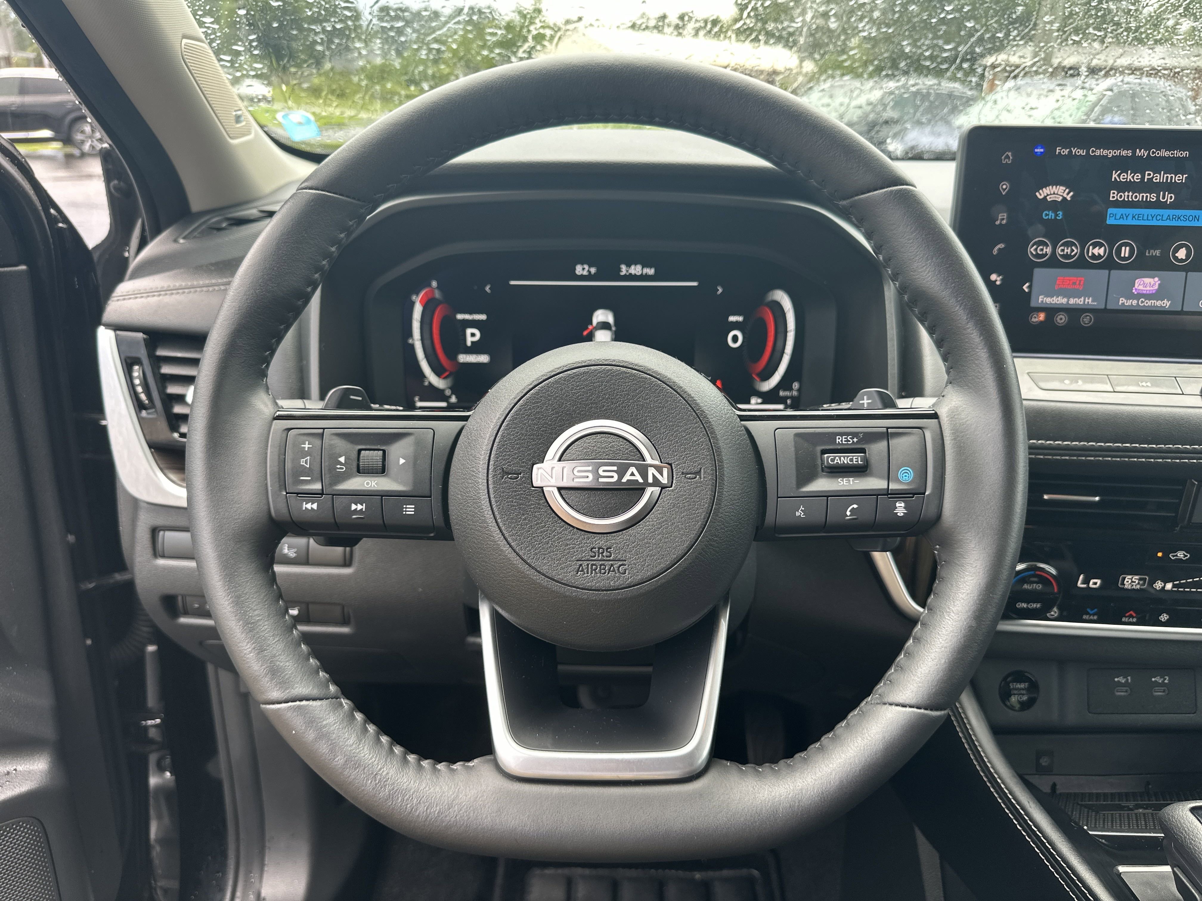 Used 2024 Super Black Nissan Platinum image 34