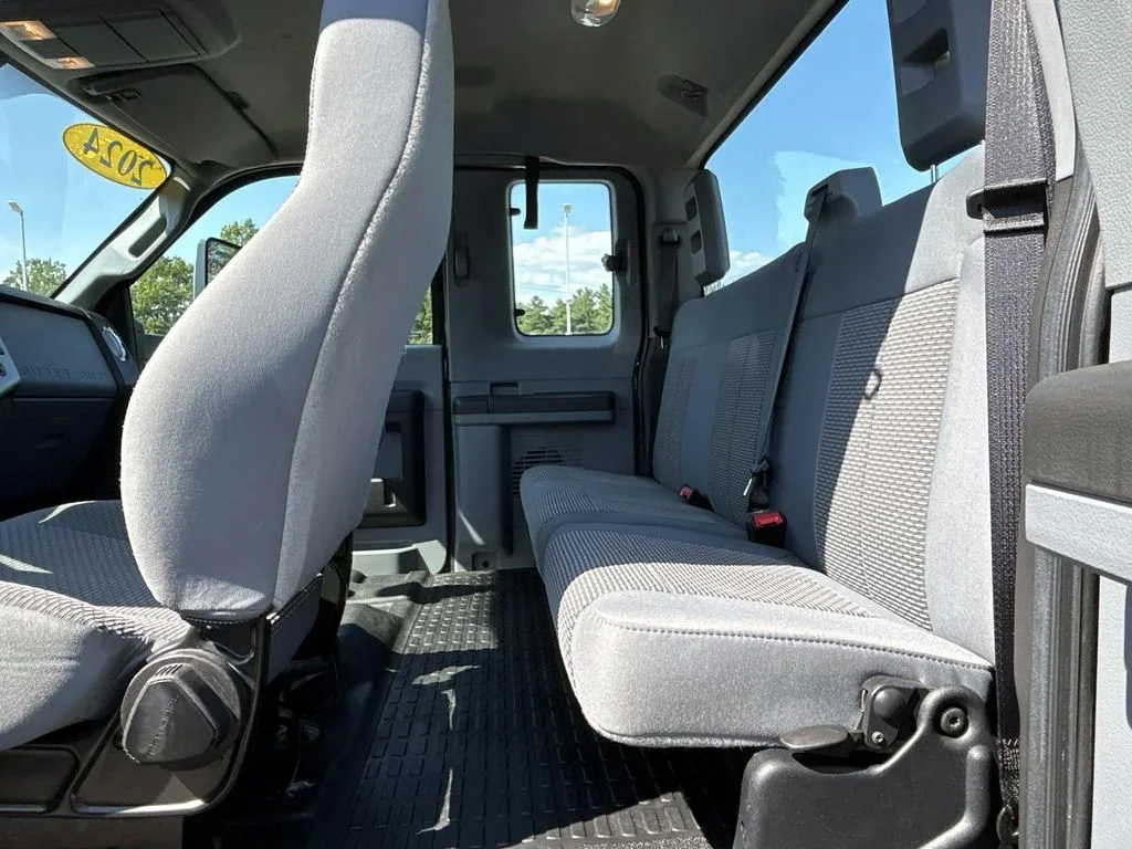 Used 2024 Black Ford  image 14