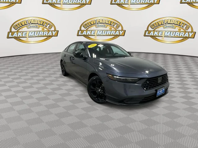 Certified Used 2025 Meteorite Gray Metallic Honda SE image 5