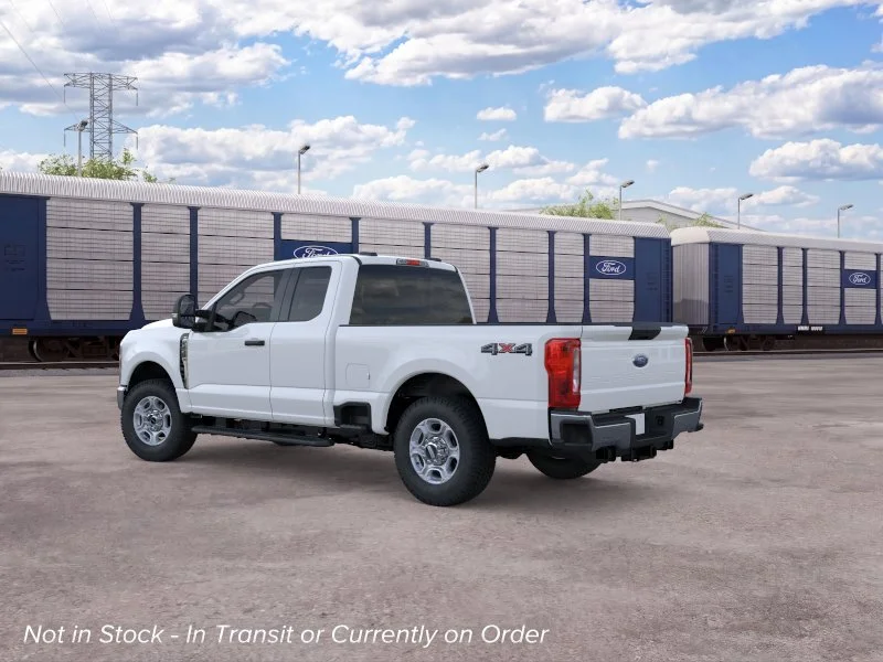 New 2026 Oxford White Ford F-250® XLT image 4