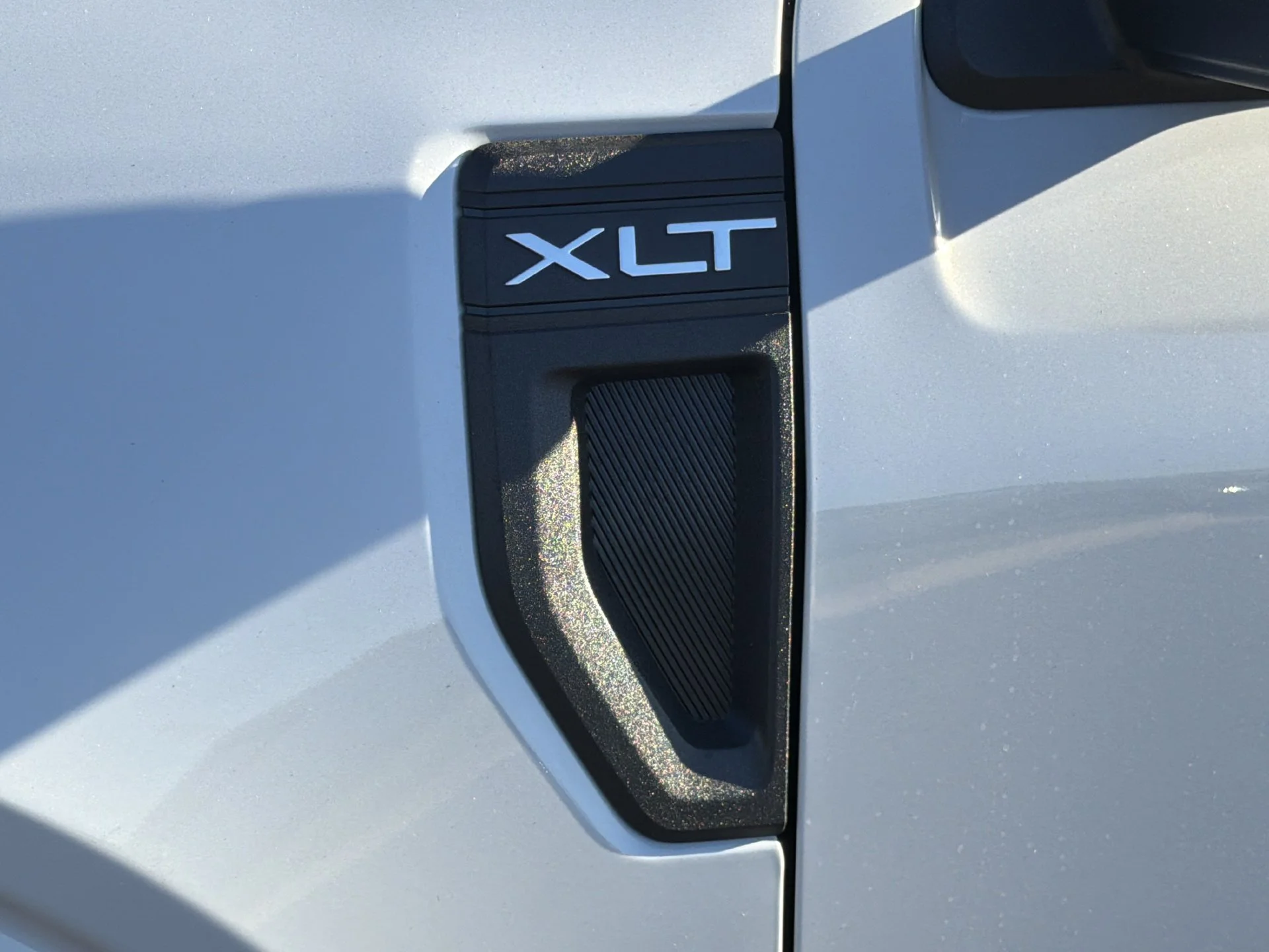 New 2026 Space White Metallic Ford XLT image 21