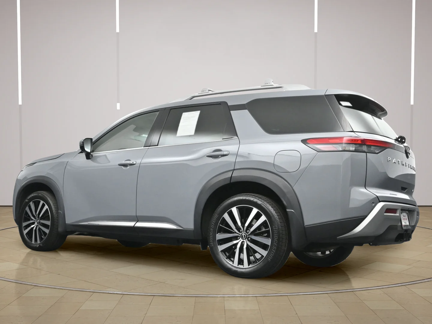 Certified Used 2024 Boulder Gray Pearl Nissan Platinum image 31