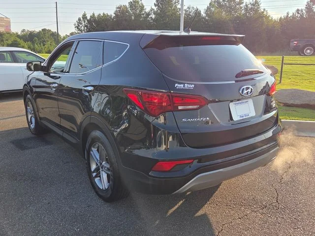 Used 2018 Black Hyundai 2.4 Base image 9