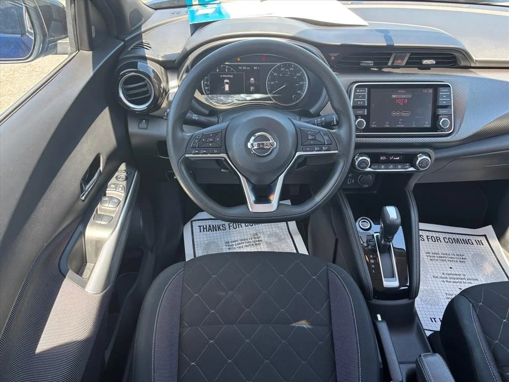 Used 2019 Blue Nissan SV image 3