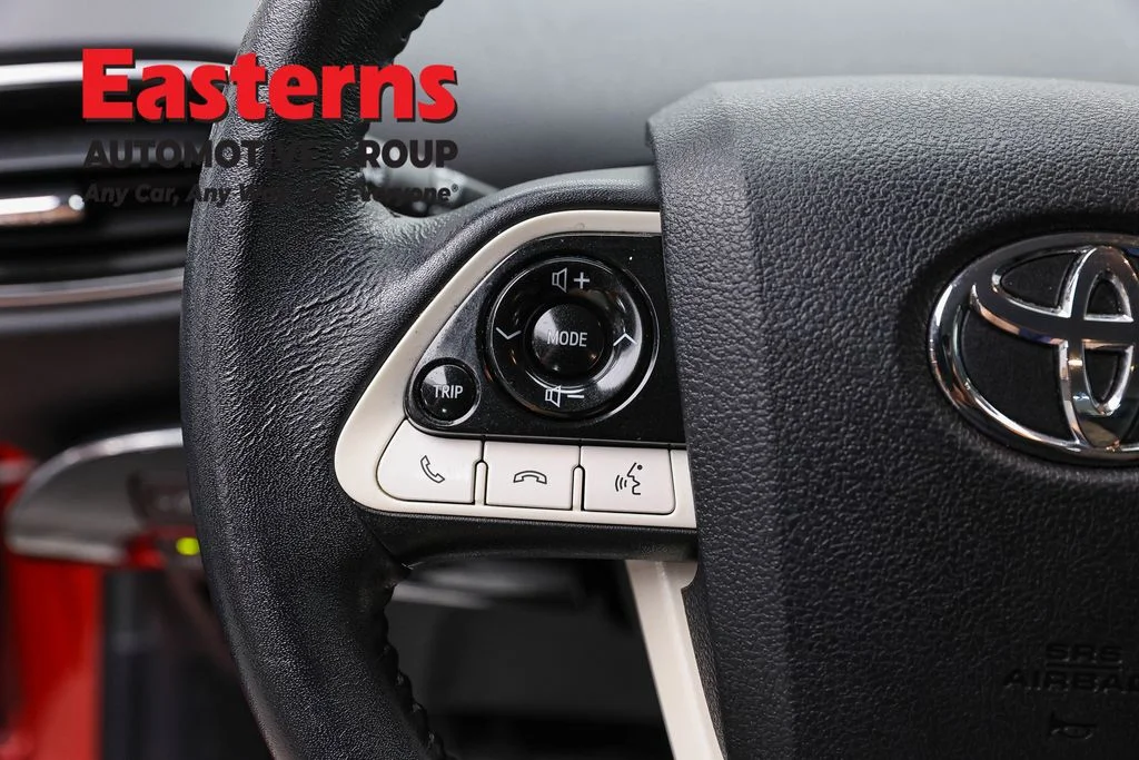 Used 2018 Red Toyota Advanced image 15