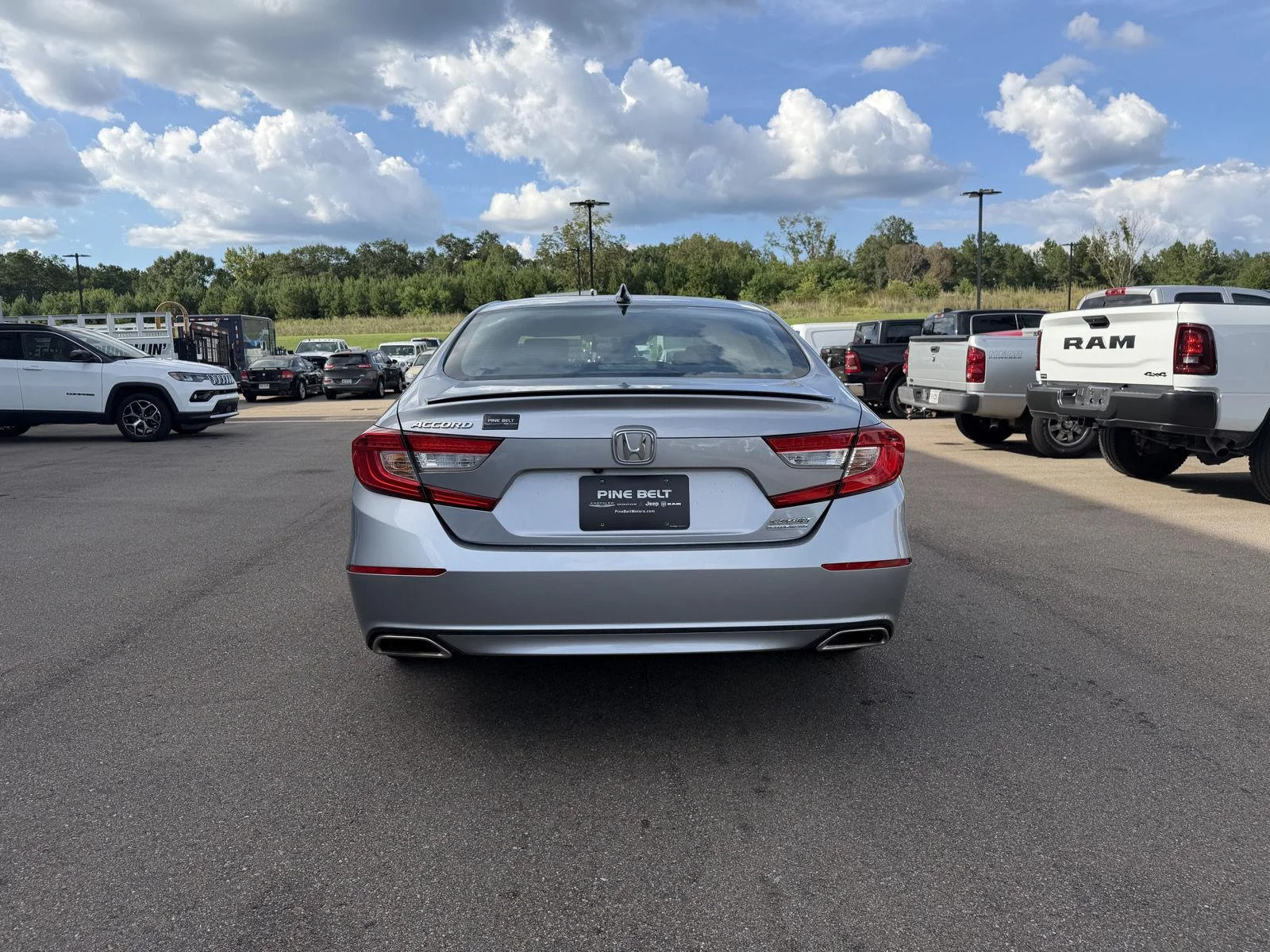 Used 2022 Lunar Silver Metallic Honda Sport Special Edition image 5