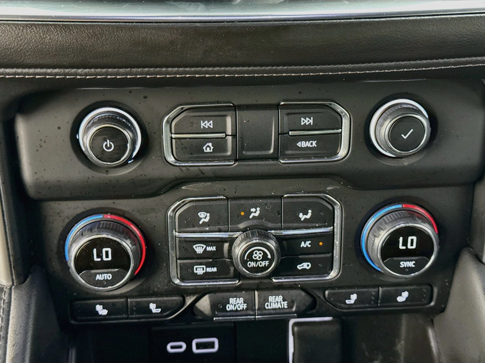 Used 2024 Black Chevrolet LT image 18