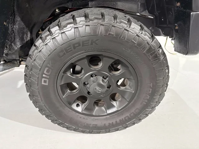 Used 2012 Black Toyota Base image 7