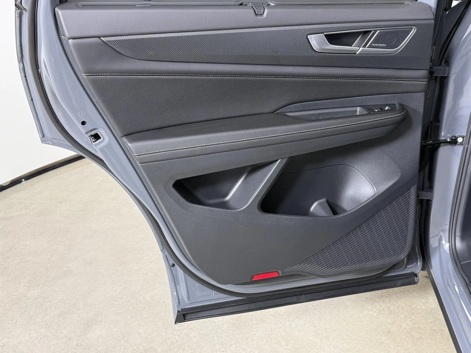 New 2026 Pure Gray Volkswagen 2.0T SEL Premium R-Line image 23