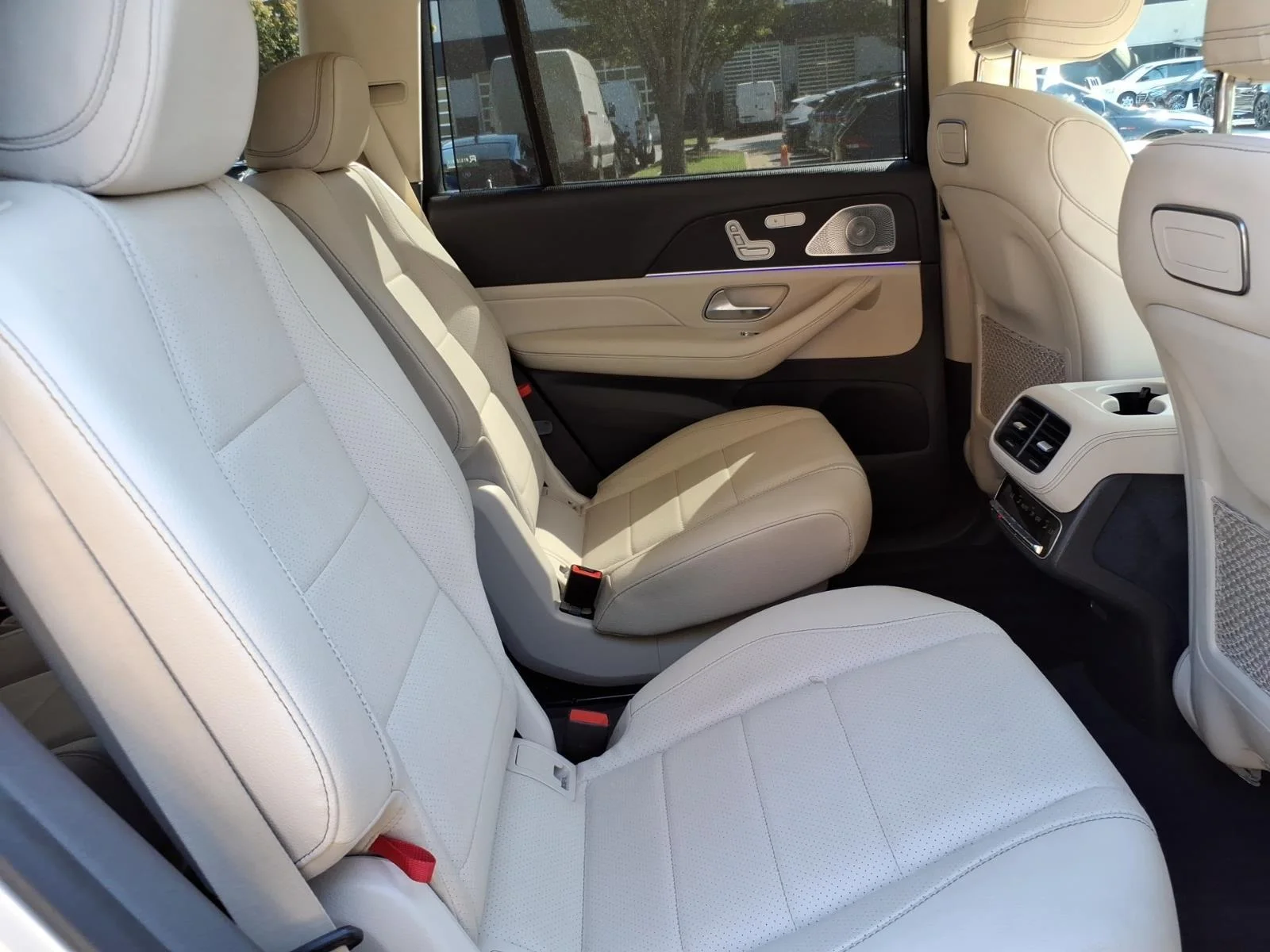 Used 2020 Iridium Silver Metallic Mercedes-Benz GLS 450 image 27