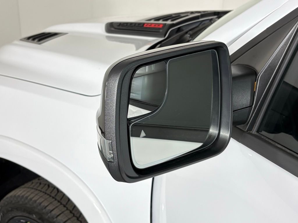 New 2026 Bright White Clear-Coat Exterior Paint RAM Limited image 13