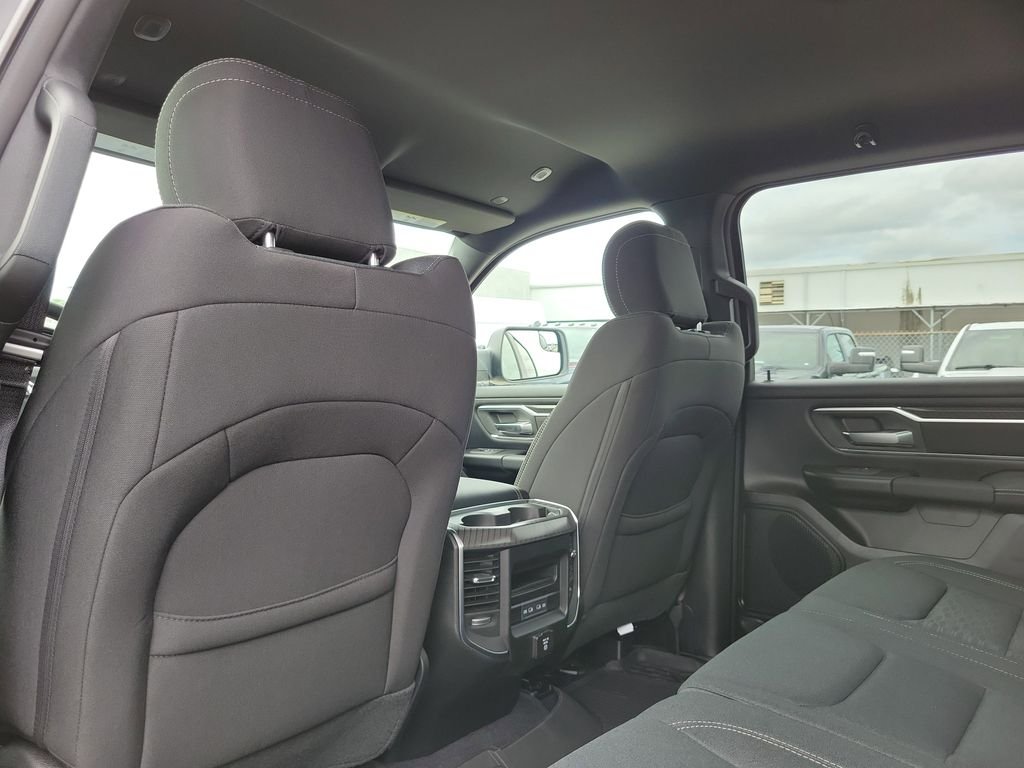 New 2026 Diamond Black Crystal Pearl-Coat Exterior Paint RAM Big Horn/Lone Star image 13
