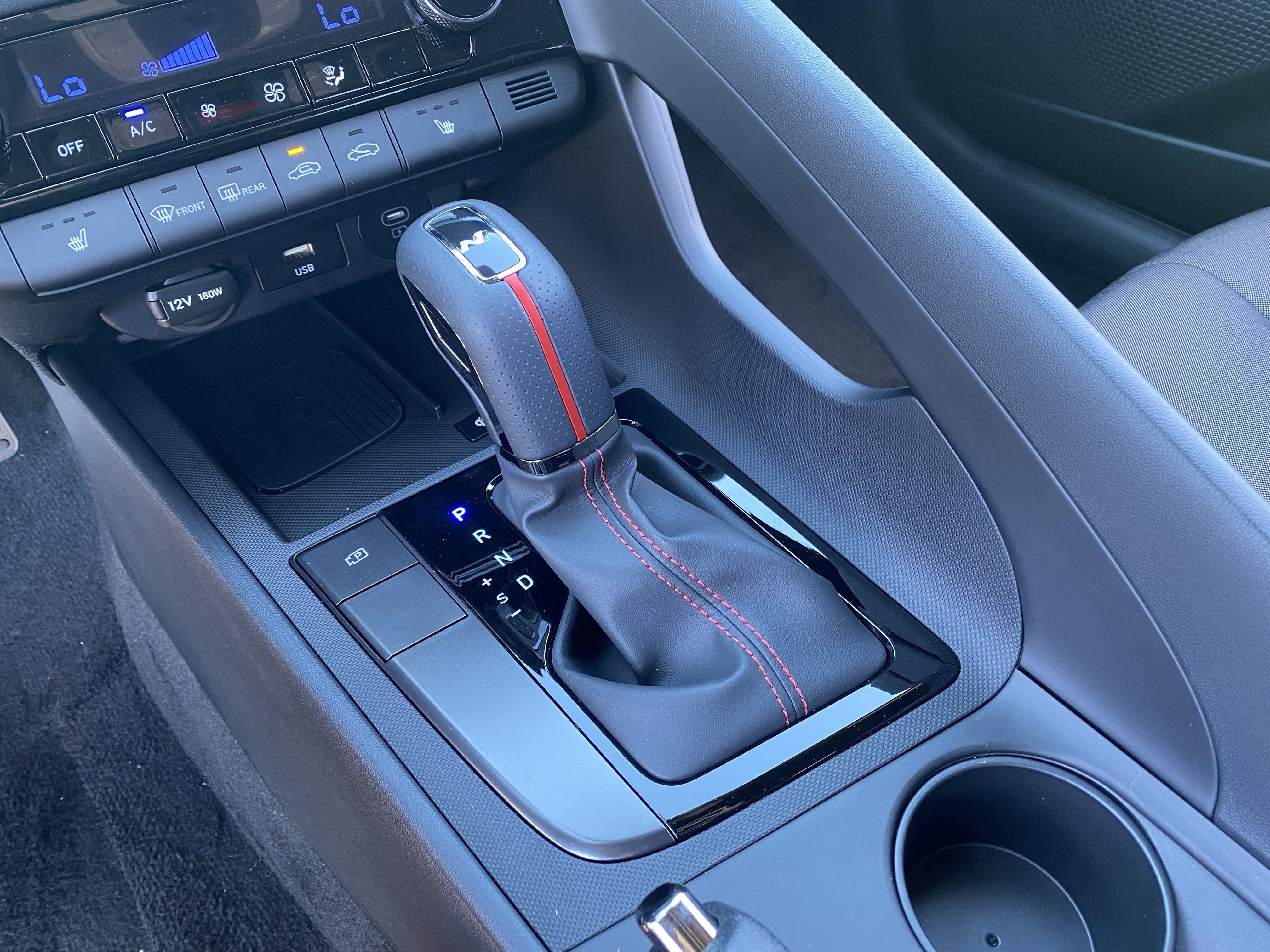 2025 Hyundai Elantra N Line - Photo 25