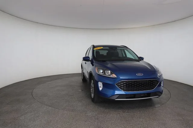 Used 2022 Blue Ford SEL image 30