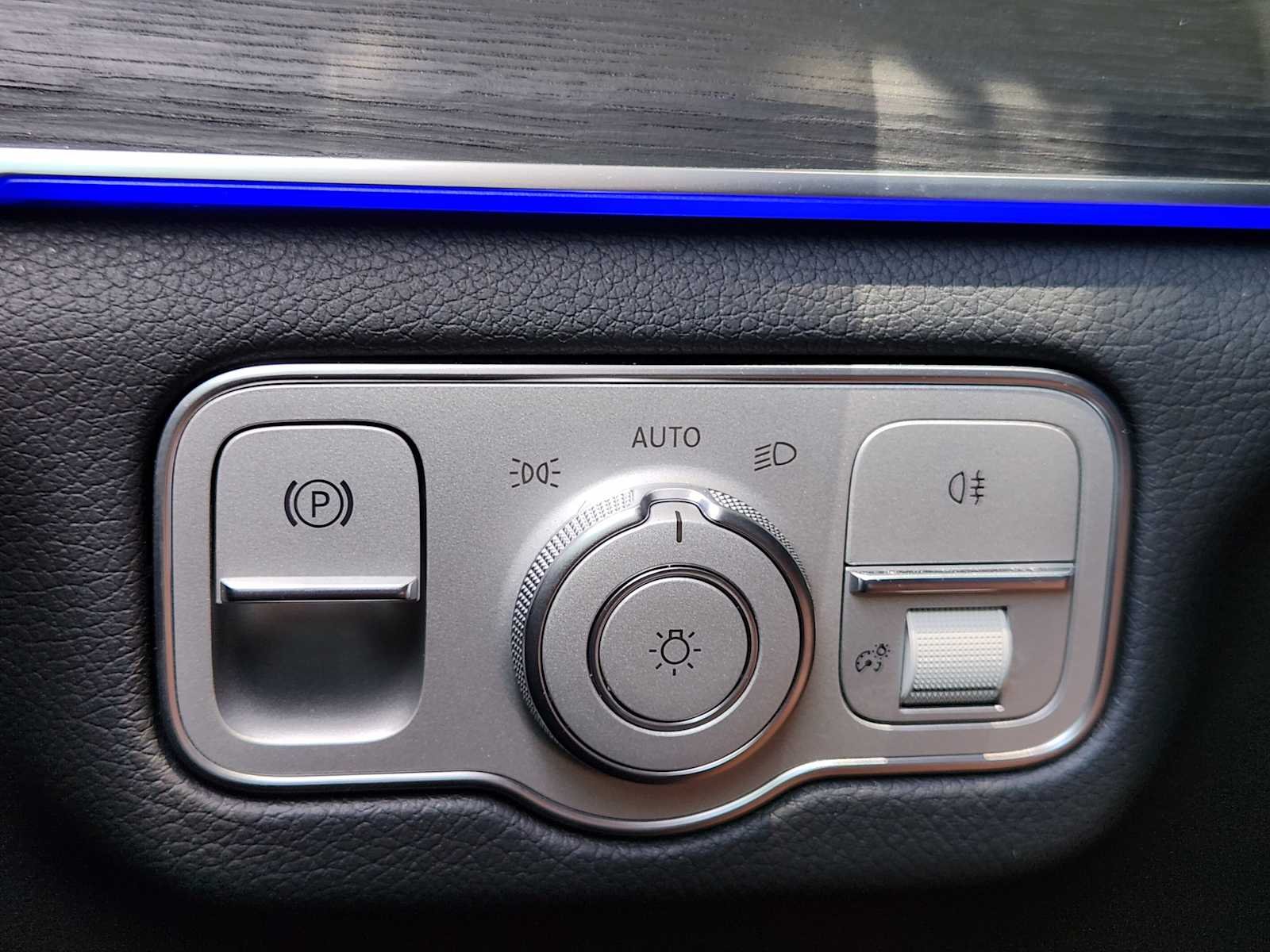 Certified Used 2026 Black Mercedes-Benz GLE 350 image 19