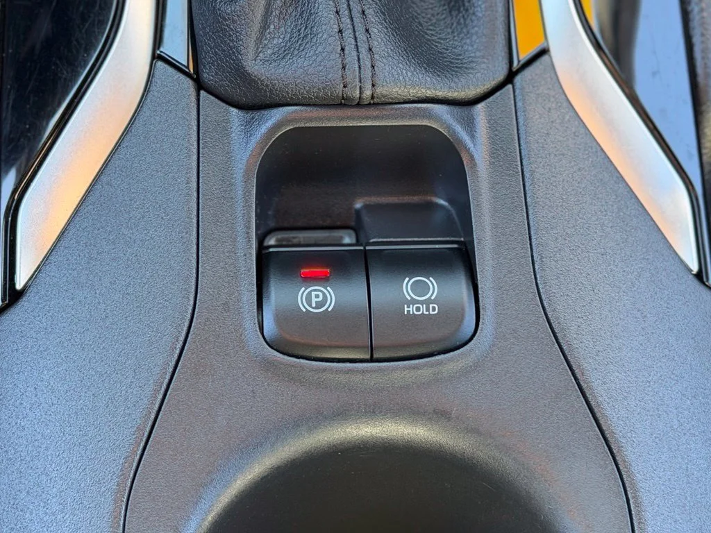 Used 2024  Toyota Hybrid S image 18