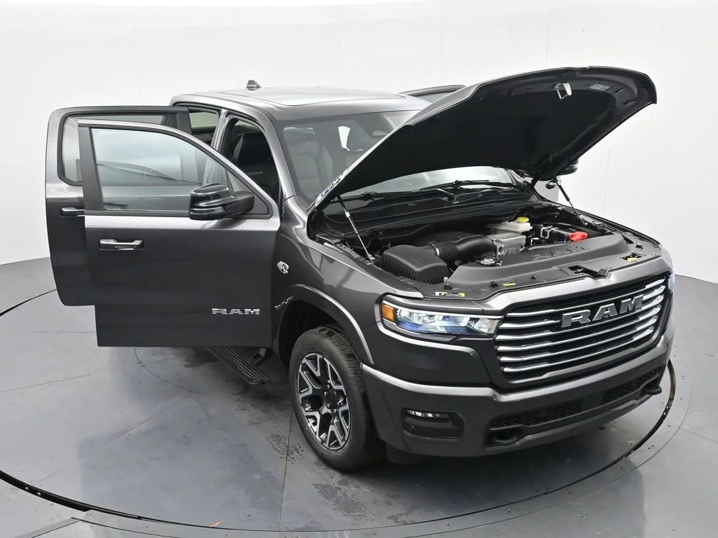 New 2026 Granite Crystal Metallic Clear-Coat Exterior Paint RAM Laramie image 43