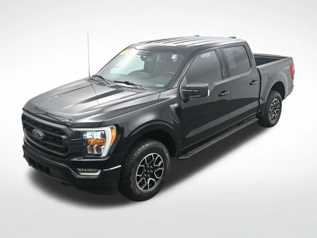 Used 2023 Black Ford XLT image 30