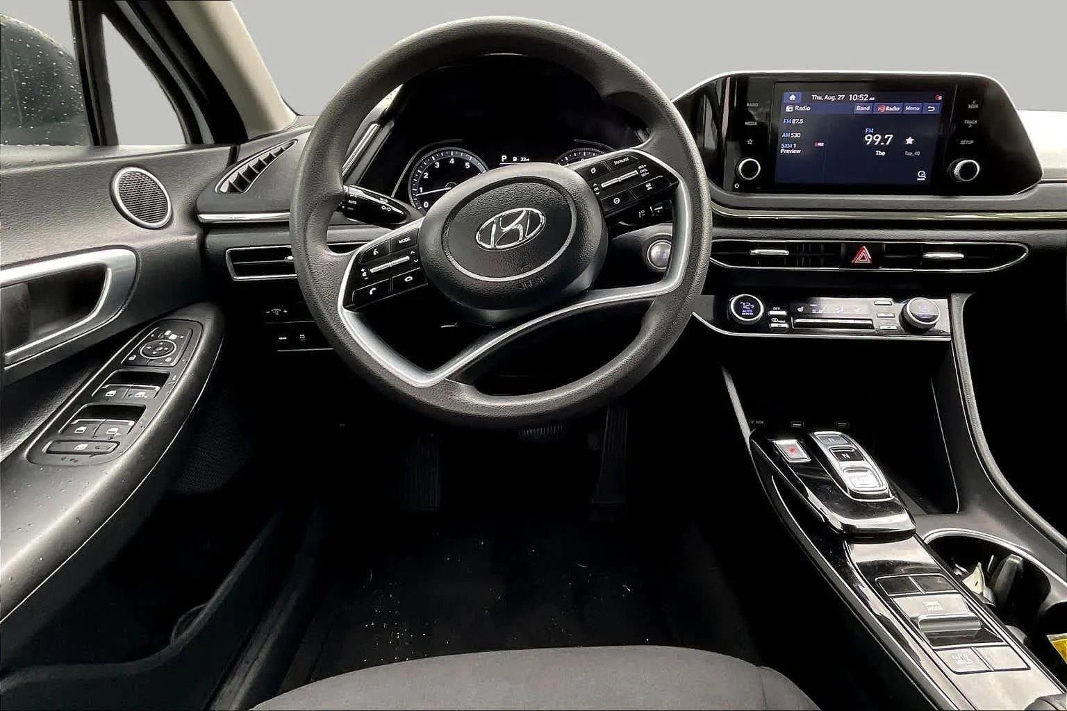 Used 2022 Quartz White Hyundai SEL image 6