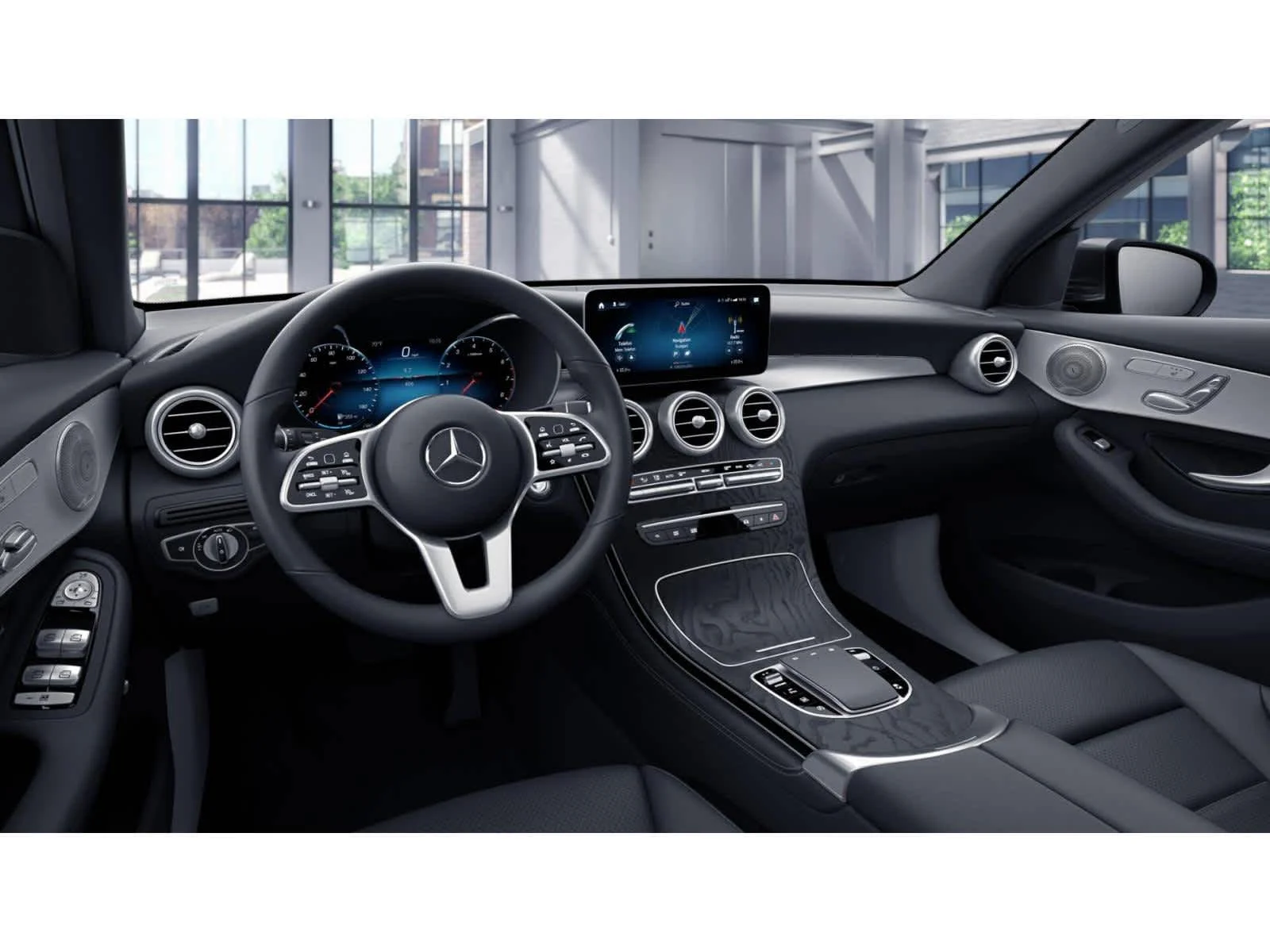 Used 2020 Selenite Grey Metallic Mercedes-Benz GLC 300 image 3