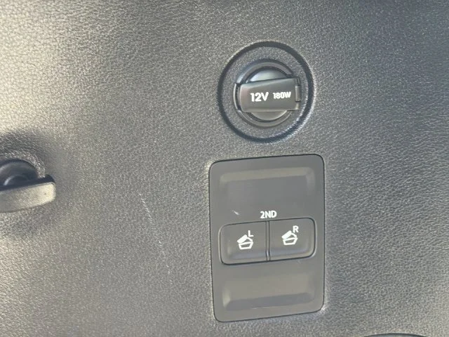 Used 2024 Silver Hyundai SEL image 43